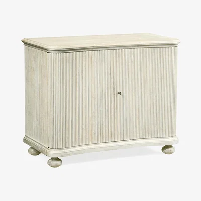 Amara William Yeoward - Belleville Cabinet - Washed Acacia