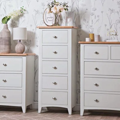 Chiltern Oak Furniture Gloucester White Painted 5 Drawer Tallboy