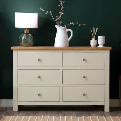 Chiltern Oak Furniture Salisbury Ivory Painted Oak Chest of 6 Drawers
