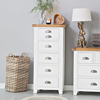 Chiltern Oak Furniture Hampshire White Painted Oak 5 Drawer Tallboy