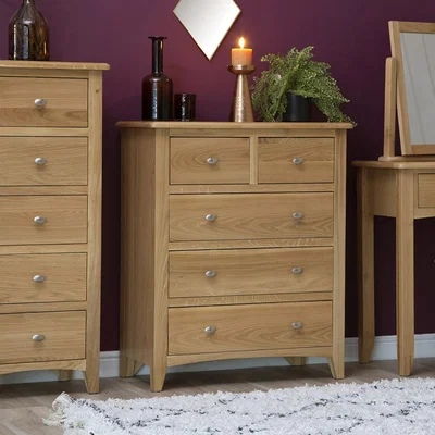 Chiltern Oak Furniture Gloucester Oak 2 Over 3 Chest