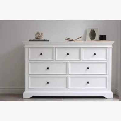 The Range Gainsborough Large 7 Drawer Chest - White / round antique brass handles