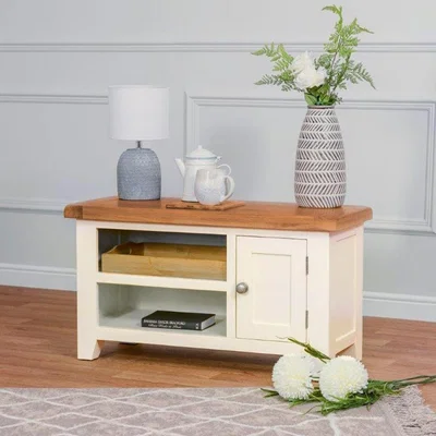 Chiltern Oak Furniture Hampshire Ivory Painted Oak Small TV Unit