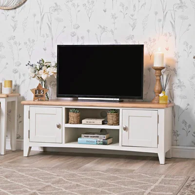 Chiltern Oak Furniture Gloucester White Painted Large TV Unit