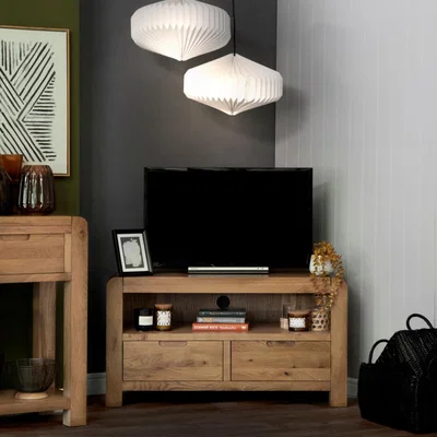 Chiltern Oak Furniture Oslo Chunky Oak Corner TV Unit