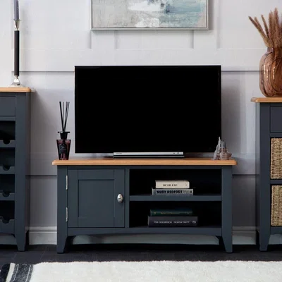 Chiltern Oak Furniture Gloucester Midnight Grey Painted TV Unit