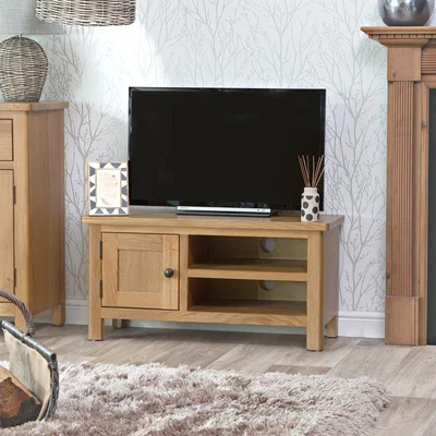 Chiltern Oak Furniture Rutland Oak TV Unit