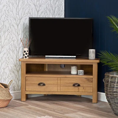 Chiltern Oak Furniture Rutland Oak Corner TV Unit