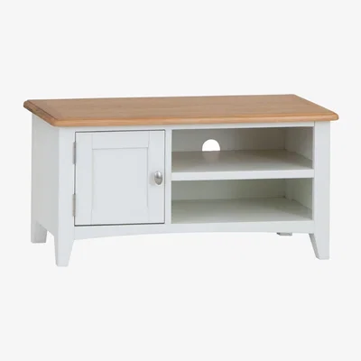 Chiltern Oak Furniture Gloucester White Painted TV Unit