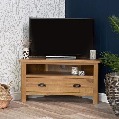 Chiltern Oak Furniture Rutland Oak Corner TV Unit