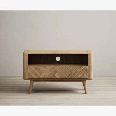 Oak&More Parven Solid Oak Small TV Cabinet