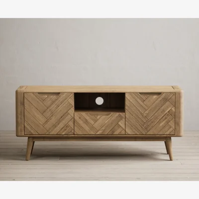 Oak&More Parven Solid Oak Large TV Cabinet