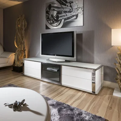 Quatropi ExDisplay Large TV Cabinet Stand White Gloss and Chrome Modern Quatropi 233 New