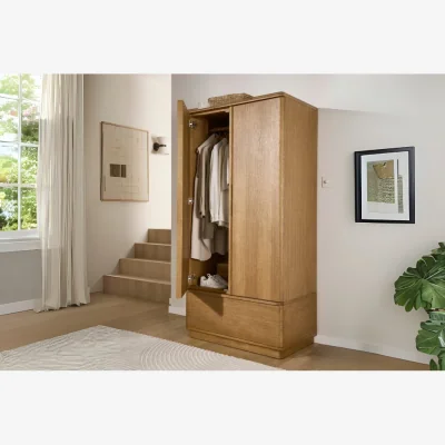 And So To Bed Columbus Wardrobe