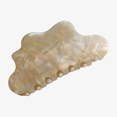 Wolf & Badger Women's Neutrals / White Large Cloud Claw Clip In Beige | Closet Rehab