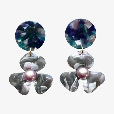 Wolf & Badger Women's Grey / Blue / Pink Pearl Water Poppy Drop Earrings In Once Upon A Time | Closet Rehab