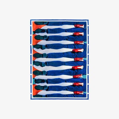 Amara Toiletpaper Rug