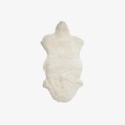 Amara Bloomingville - Mongolian Lambskin - White
