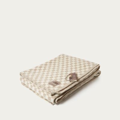 Bombinate.com Dama Blanket