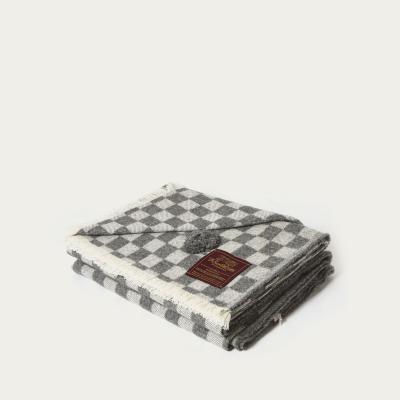 Bombinate.com Grey Scacco Blanket