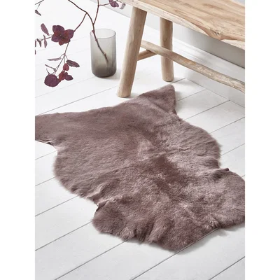 Cox and Cox Shorthaired Mink Sheepskin - Single