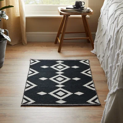 Dunelm Jacquard Rug 60 x 90cm Jacquard Black