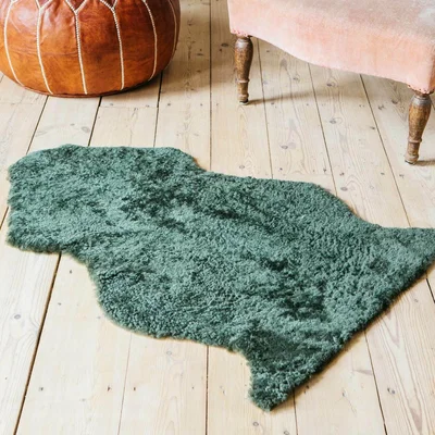 Graham & Green Curly Moss Sheepskin