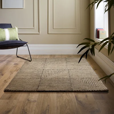 Hug Rug Geometric Rug  Sand