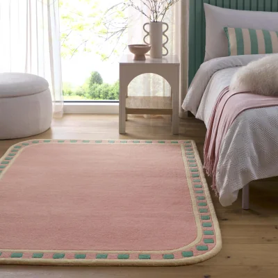 Hug Rug Borderline Rug Pink
