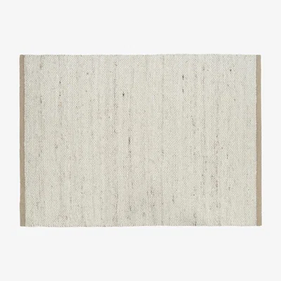 Loaf Stitcher Rug