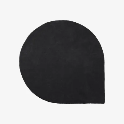 Made in Design Stilla Rug textile black / 265 x 220 cm - AYTM