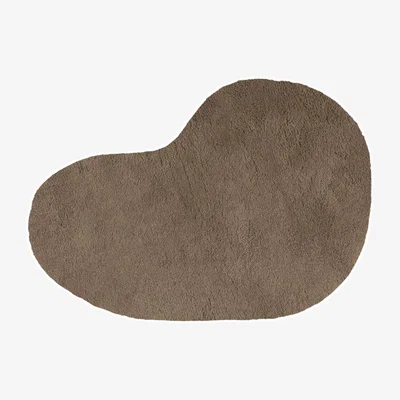 Made in Design Forma Large Rug textile brown / Hand-tufted wool - 175 x 250 cm - Ferm Living