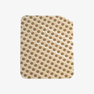 Made in Design Reliefs Rug textile beige / 135 x 165 cm - Hand-tufted - PINTON