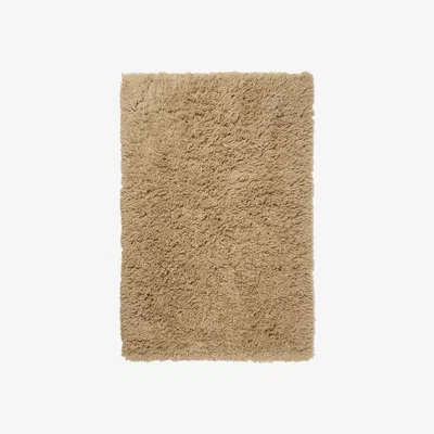 Made in Design Meadow Small Rug - / Long tufts -140 x 200 cm / Hand-tufted wool by Ferm Living Beige
