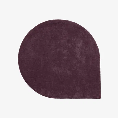 Made in Design Stilla Rug - / 264 x 220 cm - Tufté main by AYTM Red/Purple