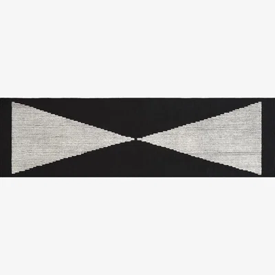Nordic Nest Tom Dixon Wedge rug 70x250 cm