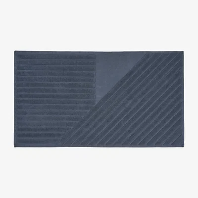 Nordic Nest Stripes bath mat 50x90 cm Blue