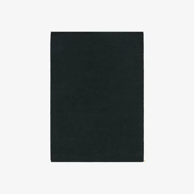 Nordic Nest Kasthall Facade Uno rug Dark black 500 300x400 cm