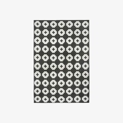 Nordic Nest Flower rug large beluga (black) 170x250 cm