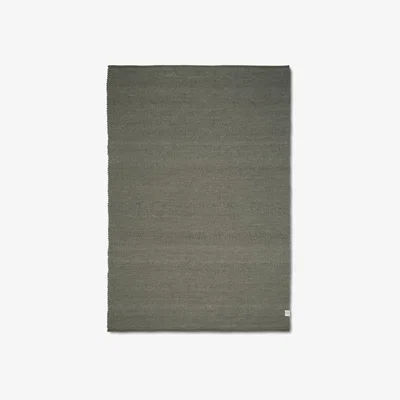 Nordic Nest Classic Collection Merino wool carpet 140x200 cm Dark green