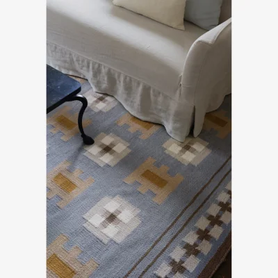 Nordic Nest Layered Röllakan Selma wool rug Dove 80x300 cm