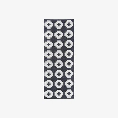 Nordic Nest Flower rug beluga (black) 70x250 cm