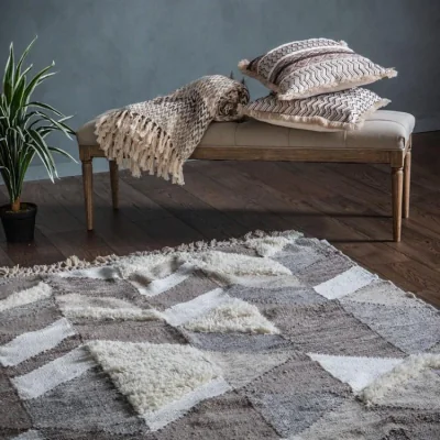 Olivia's Gallery Interiors Perez Rug | Outlet