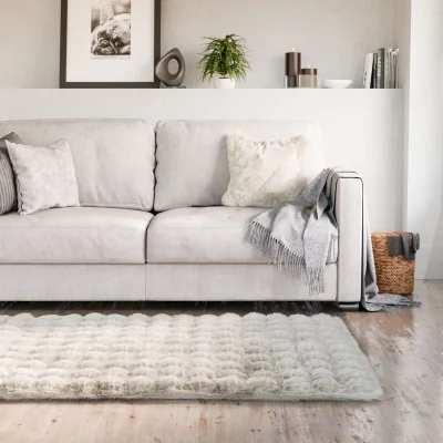 The Range Deluxe Fur Rug - Cream / 150cm
