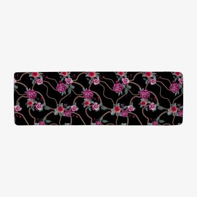 The Range Chain And Flowers Pattern Runner Rug - Black