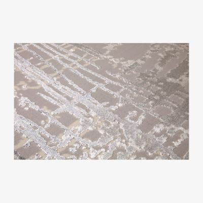 The Range Diamond Haze Rug - Brown