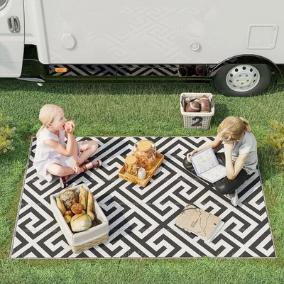 The Range Outdoor Plastic Straw Rug Portable RV - Black, White / 2kg
