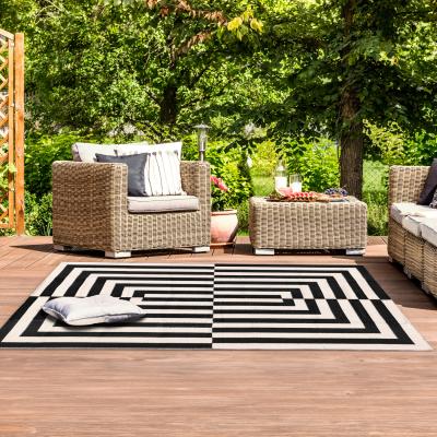 The Range Black And Cream Geometric Outdoor Rug Reversible Pattern For Garden - Black / 160 x 230cm