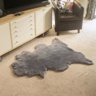The Range North American Merino Sheepskin Rug in Light Grey - Grey