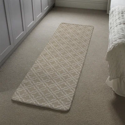 The Range Cross Ornament Pattern Runner Rug - Brown